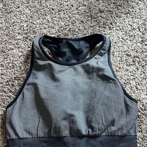 High neck seamless bra